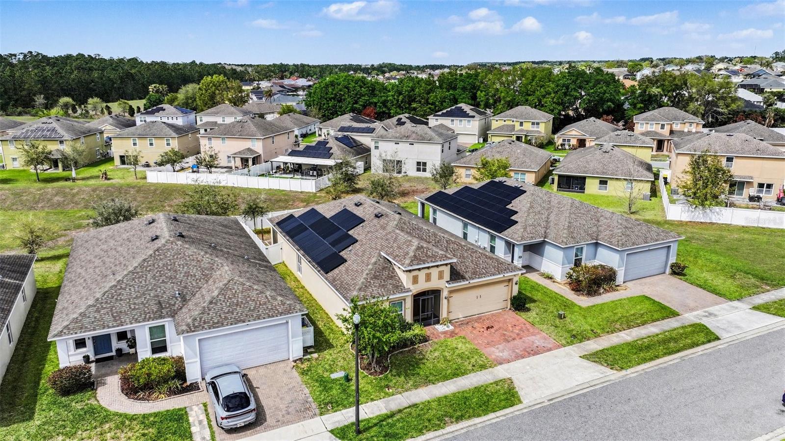 Image 6 of 34 For 815 Montgomery Way