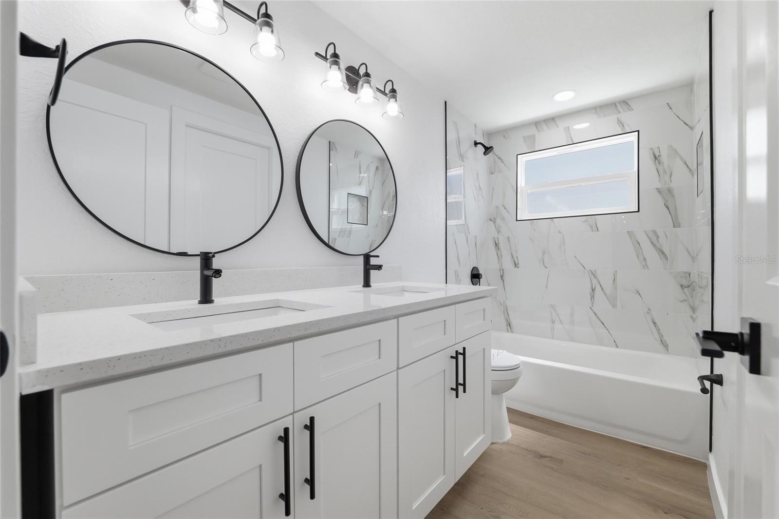 Image 18 of 36 For 6436 Sutherland Avenue