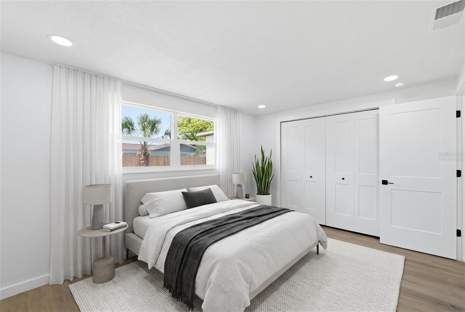 Image 20 of 36 For 6436 Sutherland Avenue