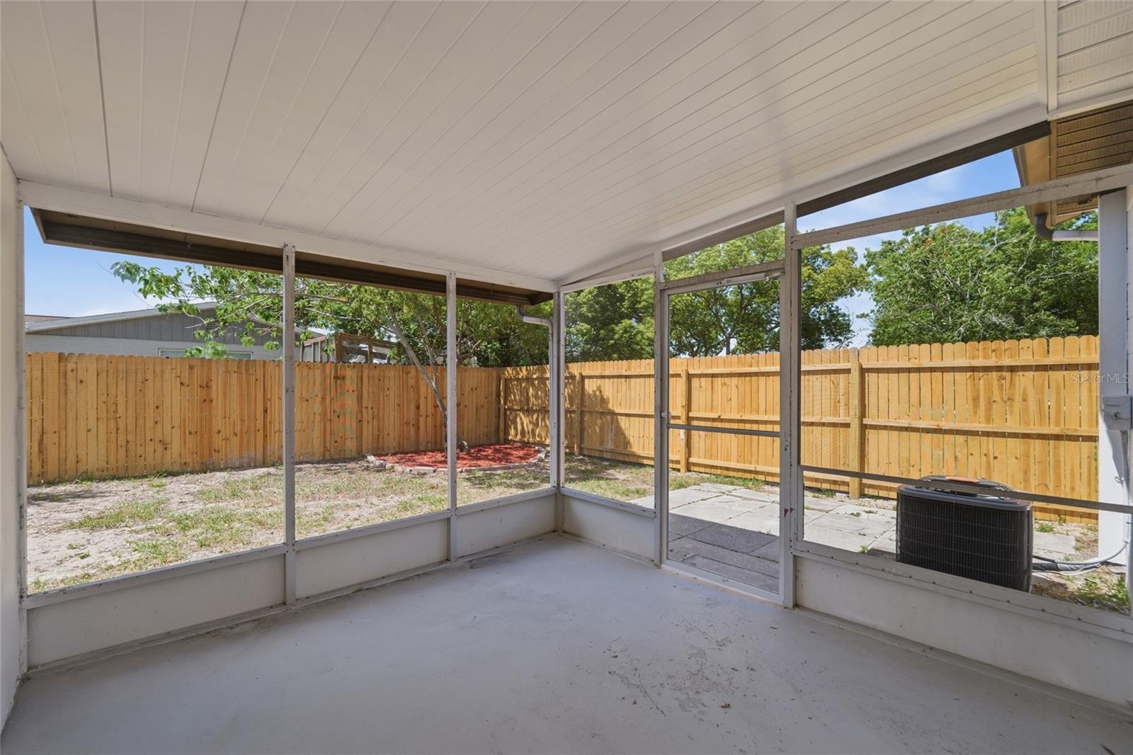 Image 28 of 36 For 6436 Sutherland Avenue