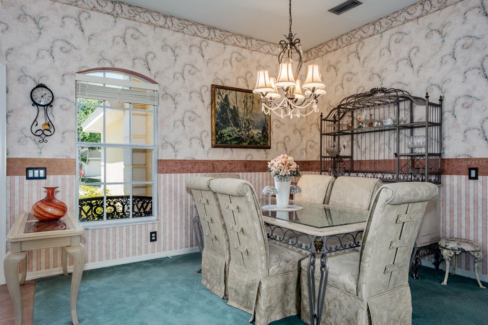 Image 20 of 87 For 465 Knight Drive