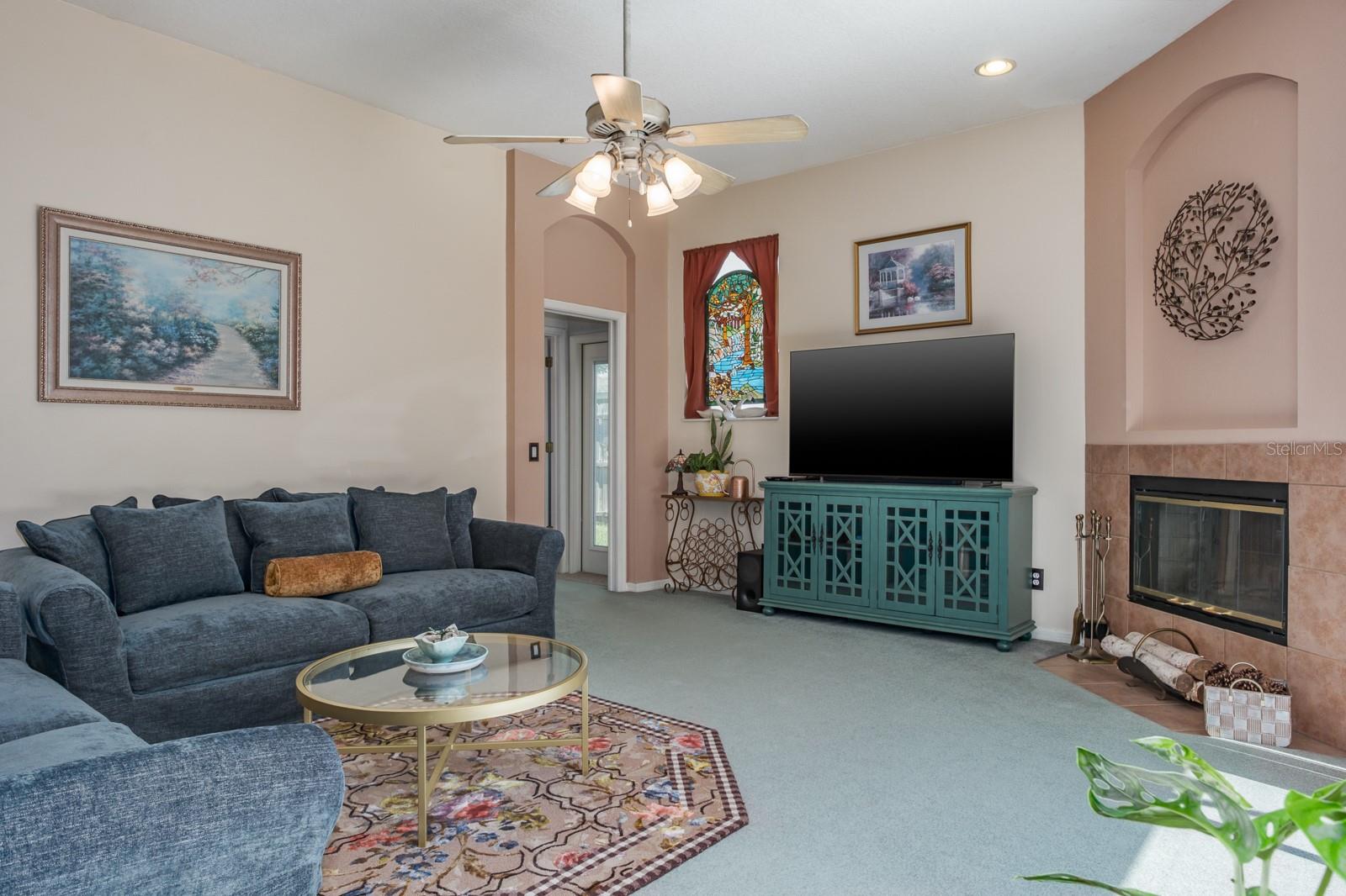 Image 23 of 87 For 465 Knight Drive