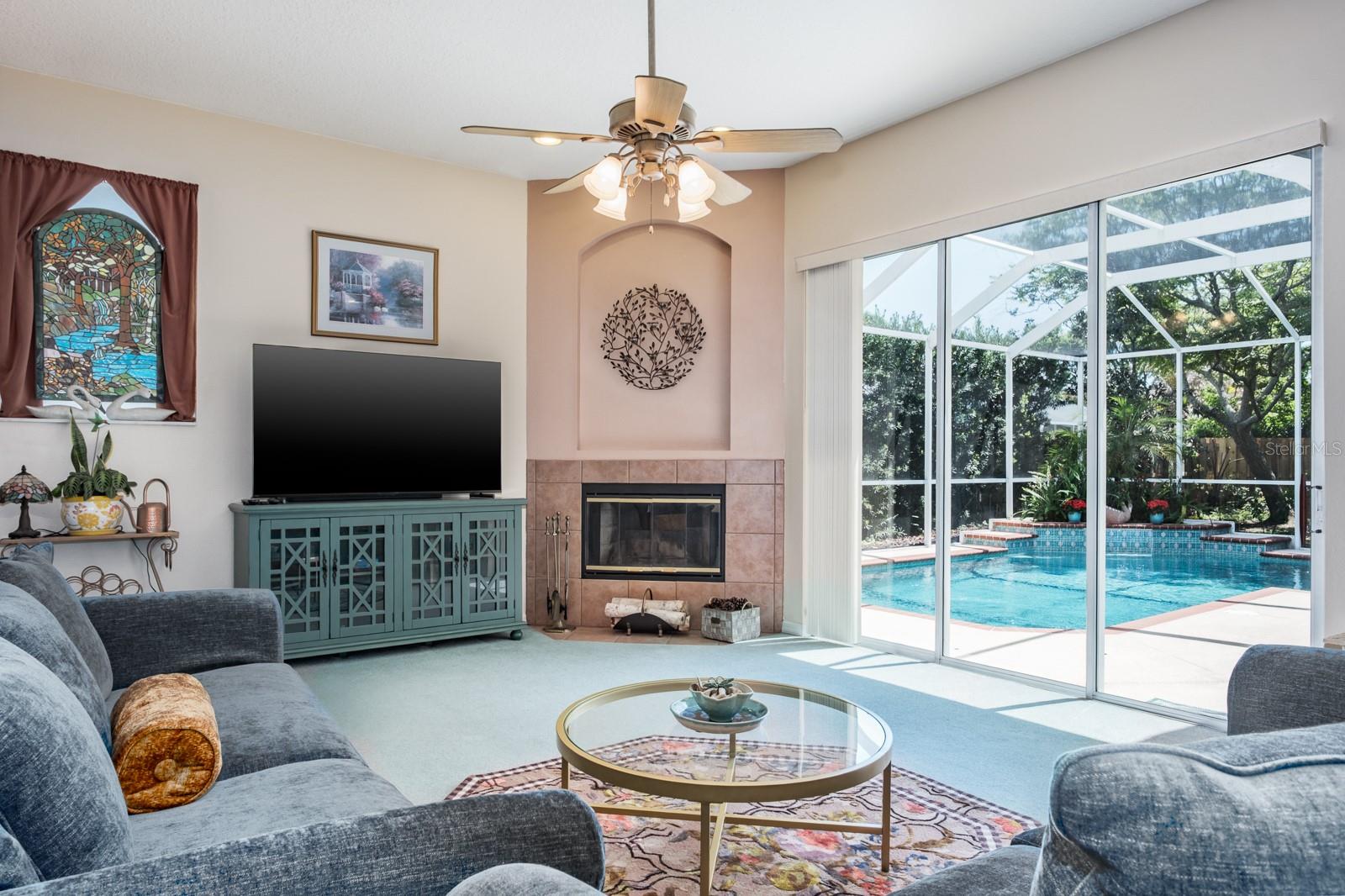 Image 24 of 87 For 465 Knight Drive