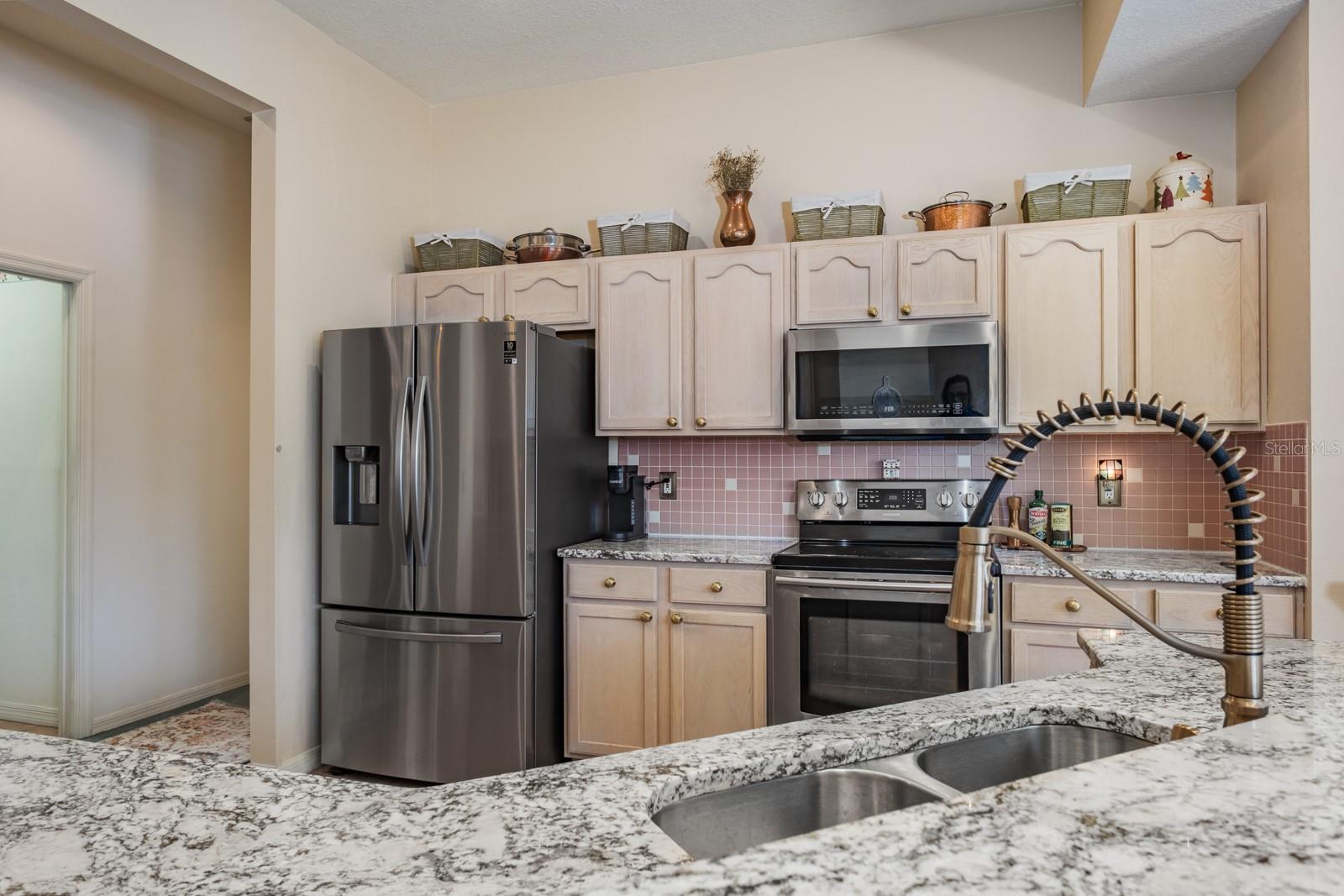 Image 31 of 87 For 465 Knight Drive