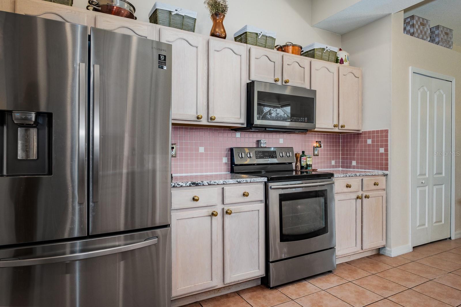 Image 33 of 87 For 465 Knight Drive