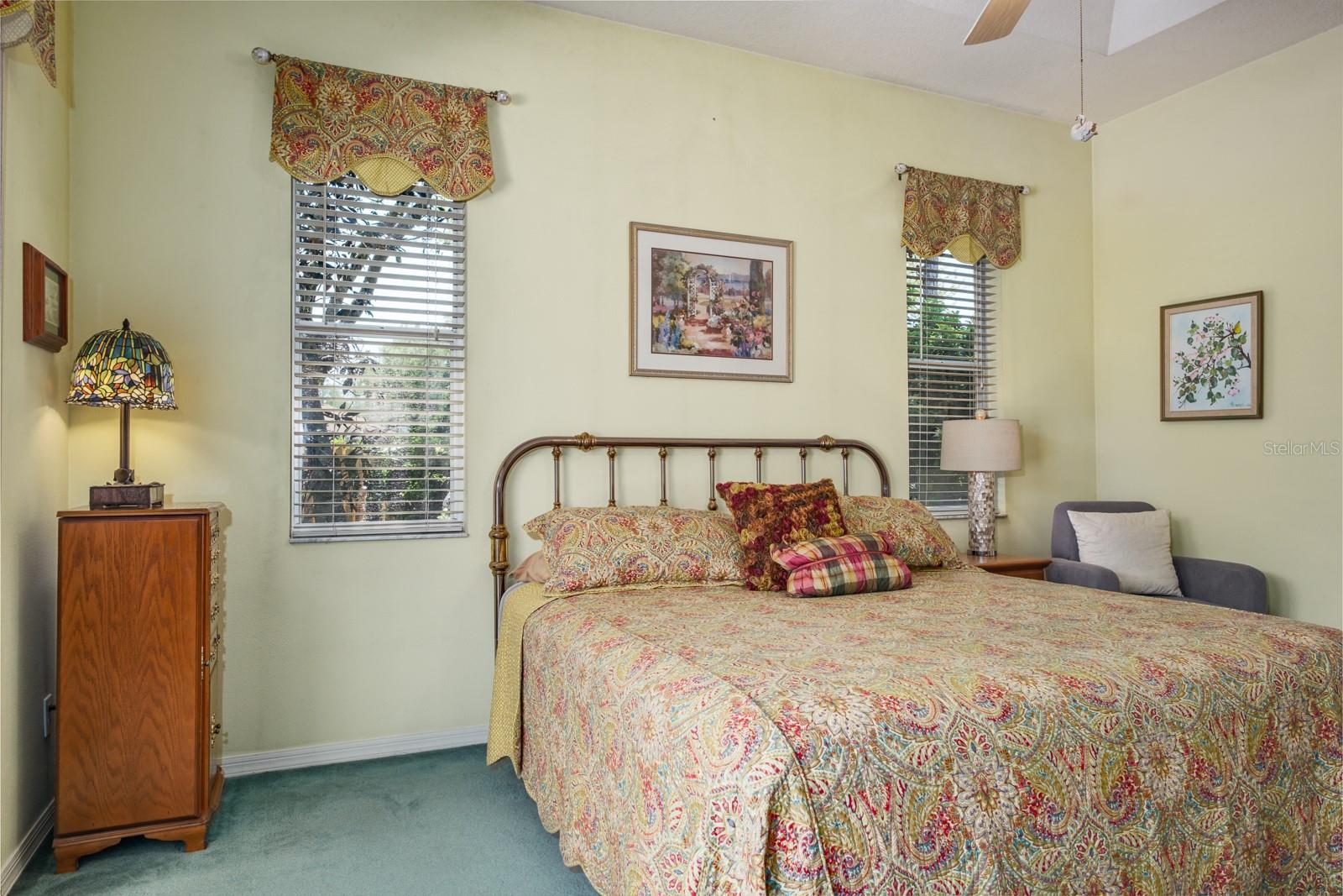 Image 38 of 87 For 465 Knight Drive