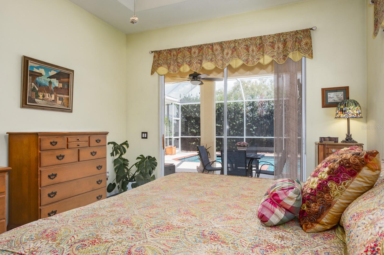 Image 40 of 87 For 465 Knight Drive