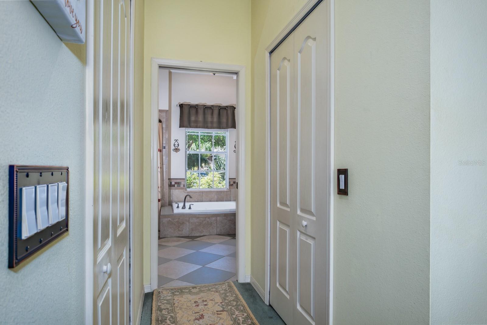 Image 41 of 87 For 465 Knight Drive