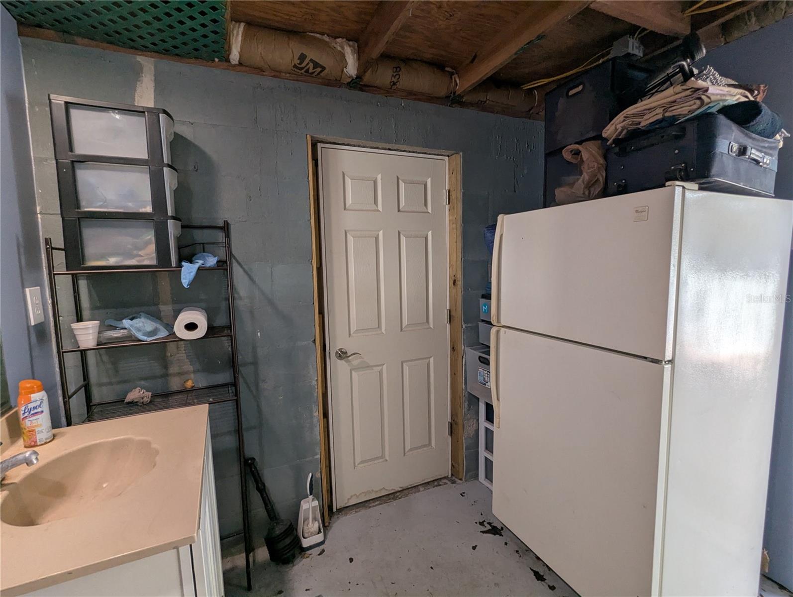 Image 18 of 32 For 8740 Tangerine Place