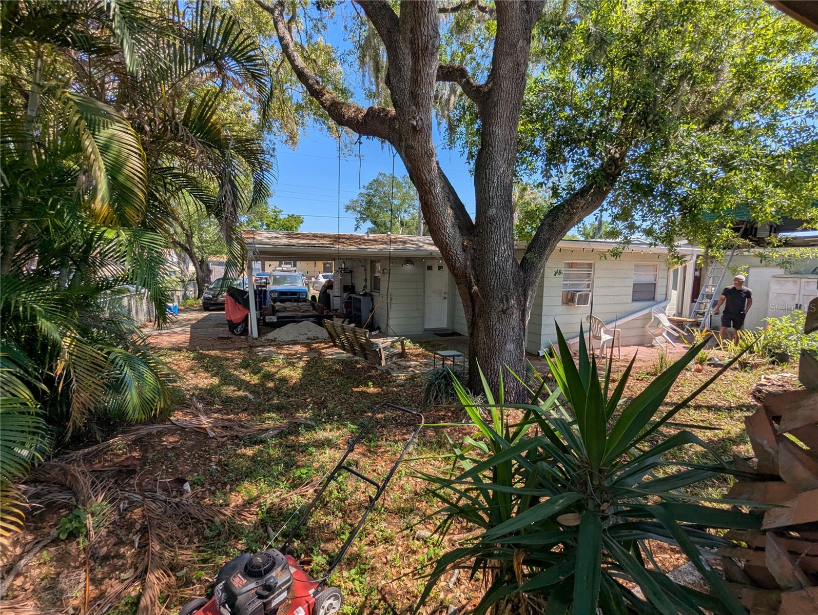 Image 25 of 32 For 8740 Tangerine Place