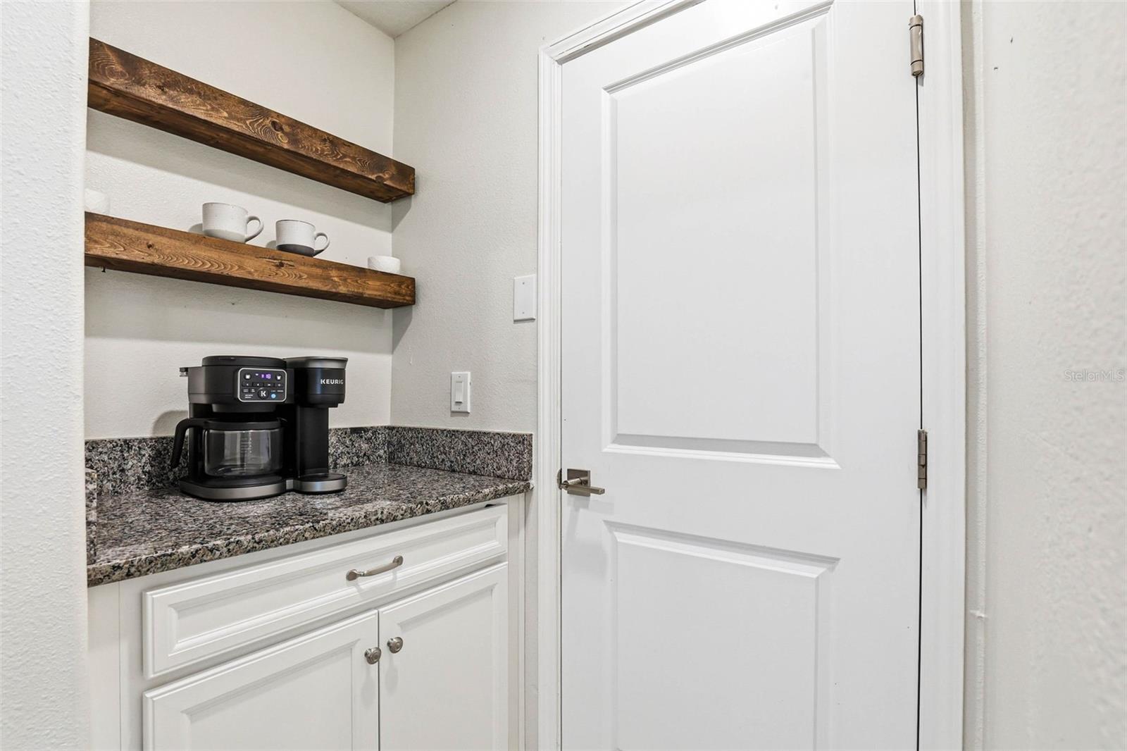 Image 12 of 52 For 6617 Citrus Creek Lane