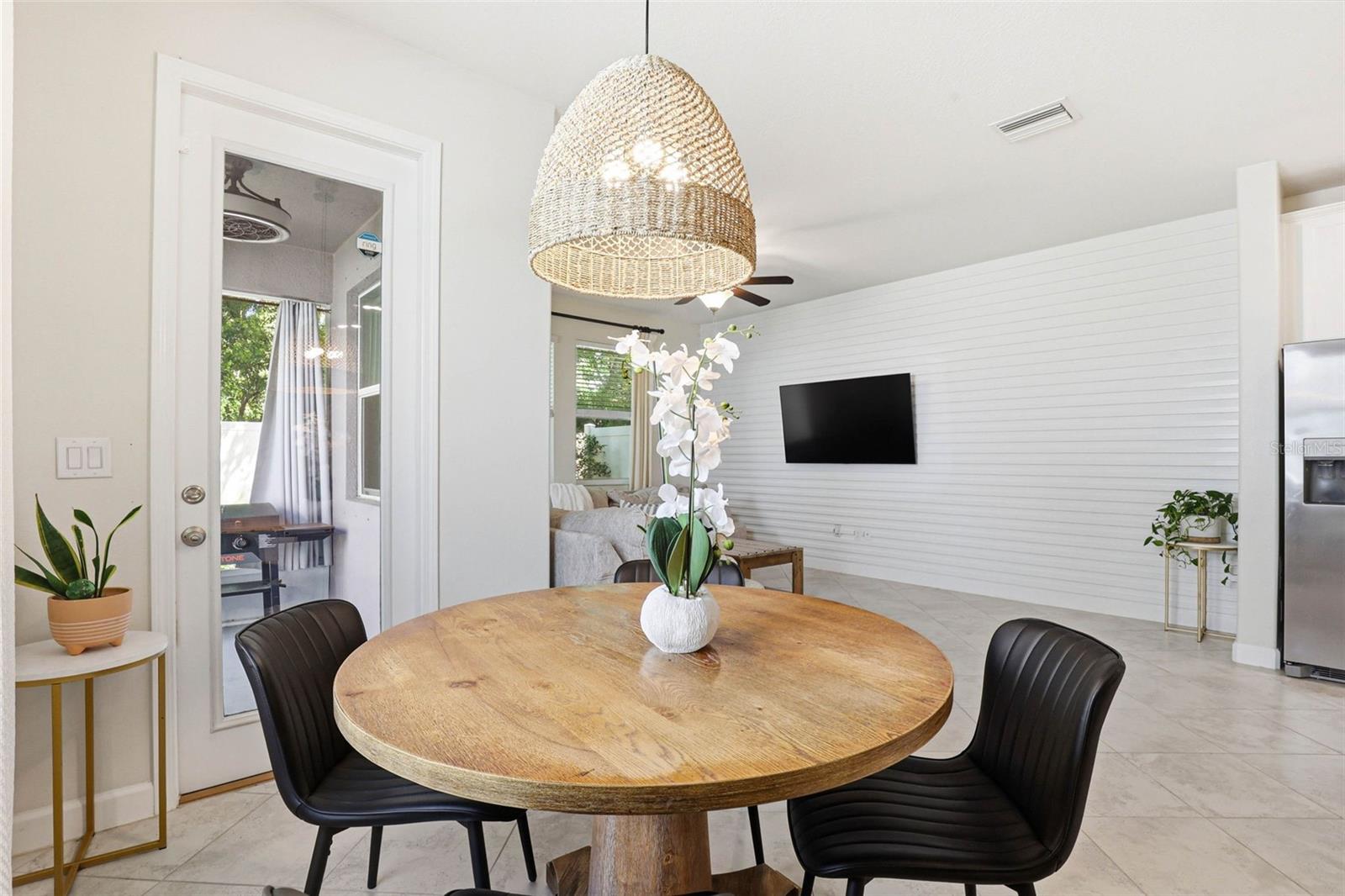 Image 16 of 52 For 6617 Citrus Creek Lane