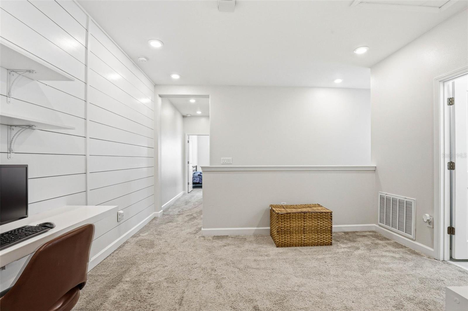 Image 19 of 52 For 6617 Citrus Creek Lane