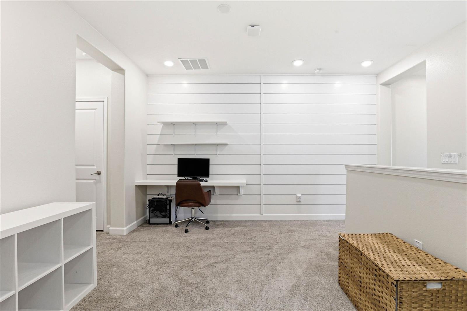 Image 21 of 52 For 6617 Citrus Creek Lane