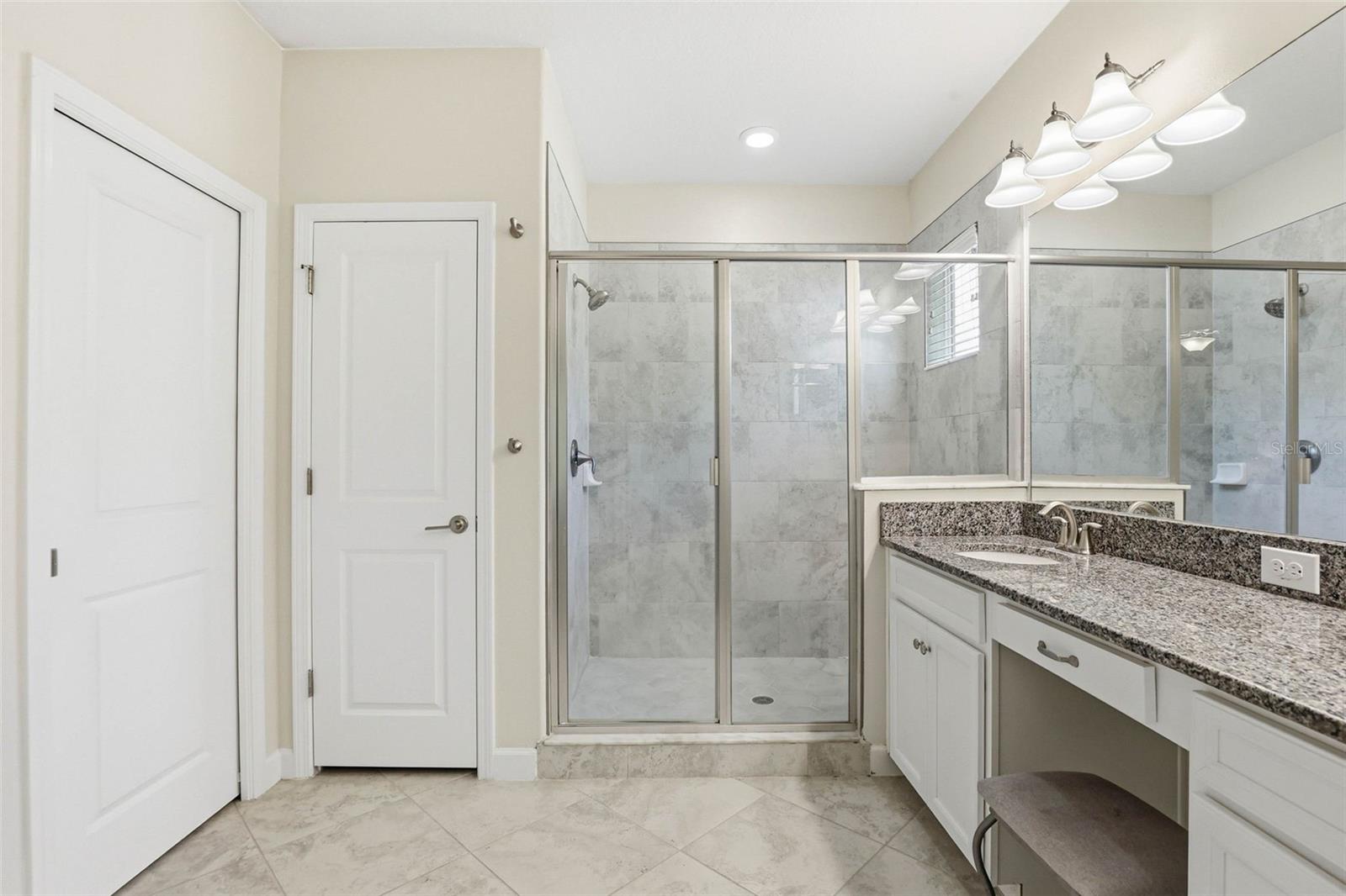 Image 26 of 52 For 6617 Citrus Creek Lane