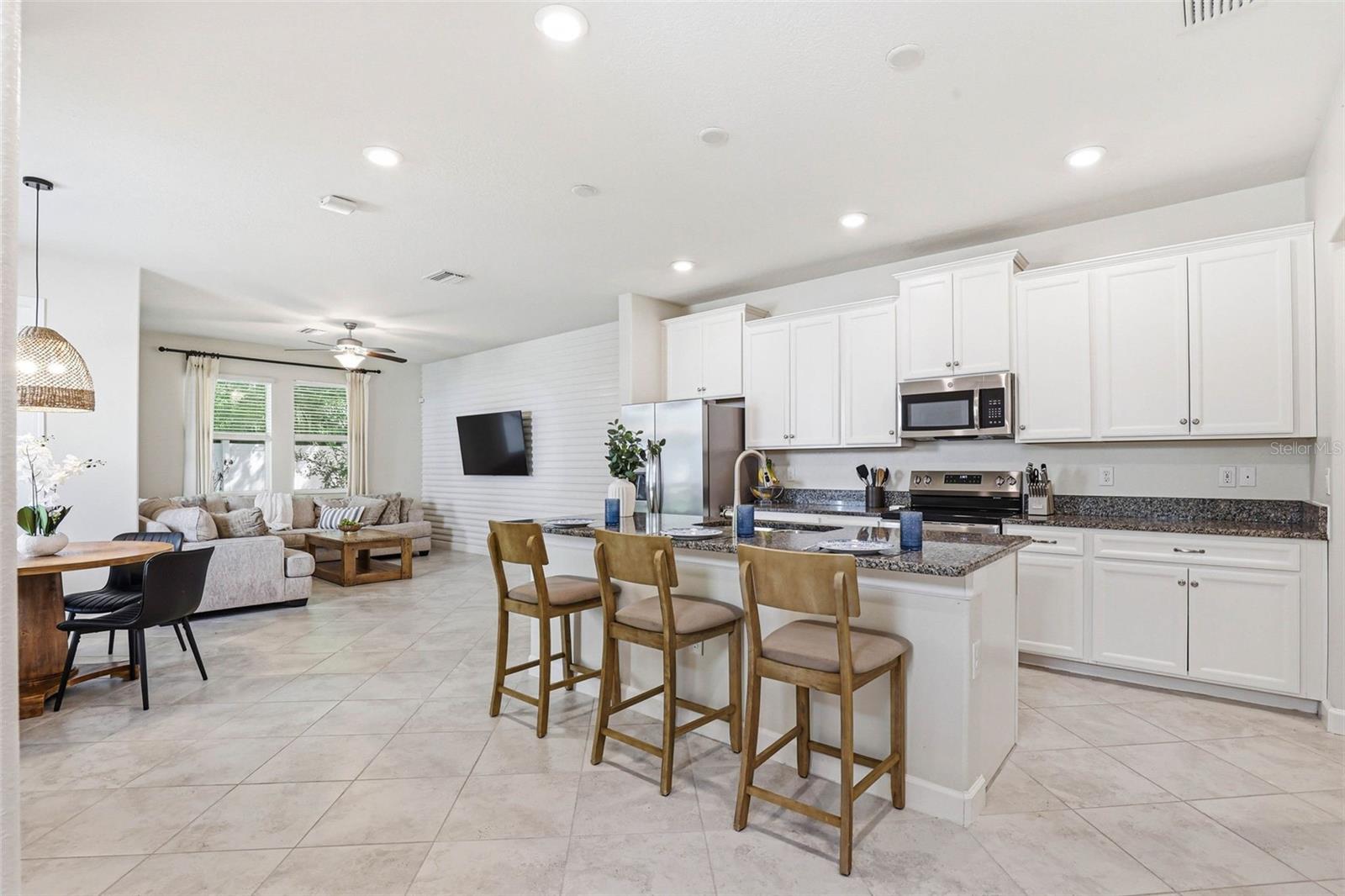 Image 5 of 52 For 6617 Citrus Creek Lane