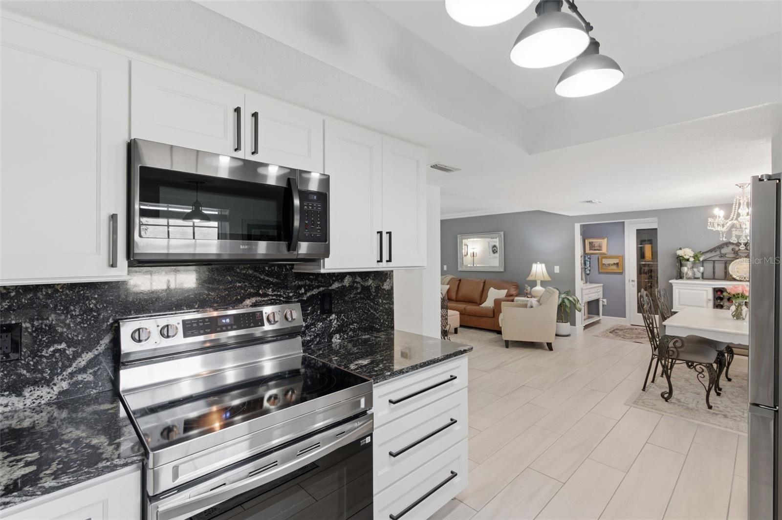 Image 15 of 49 For 2473 Kingfisher Lane I102