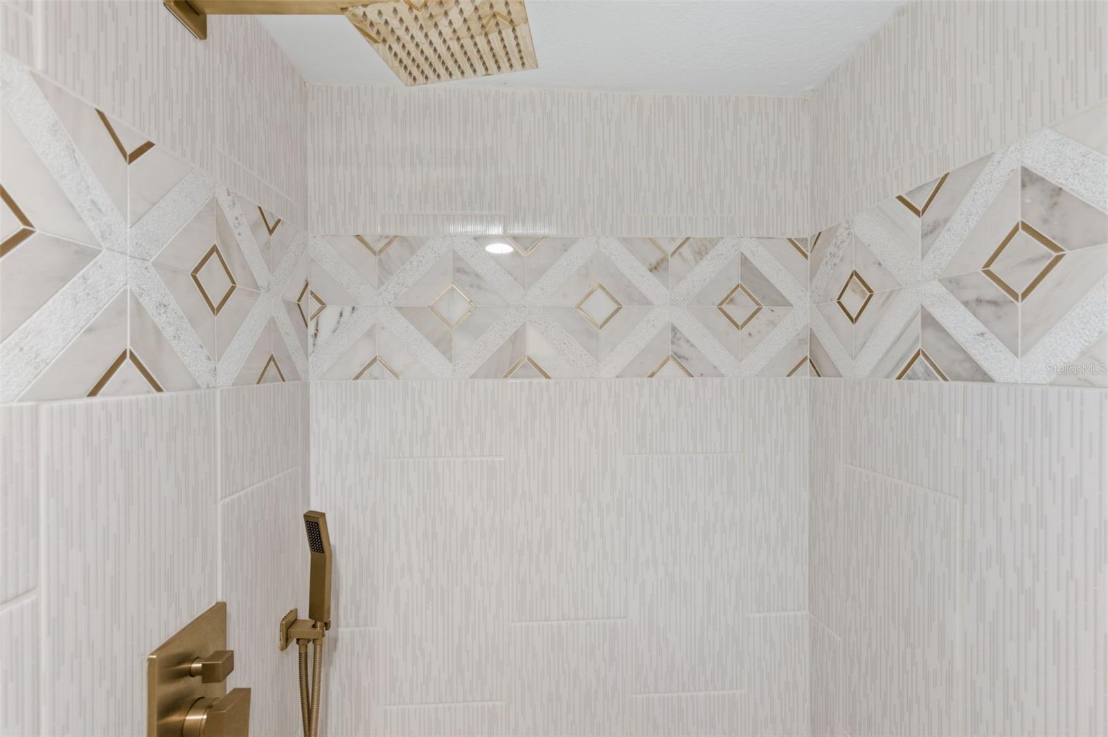 Image 31 of 49 For 2473 Kingfisher Lane I102