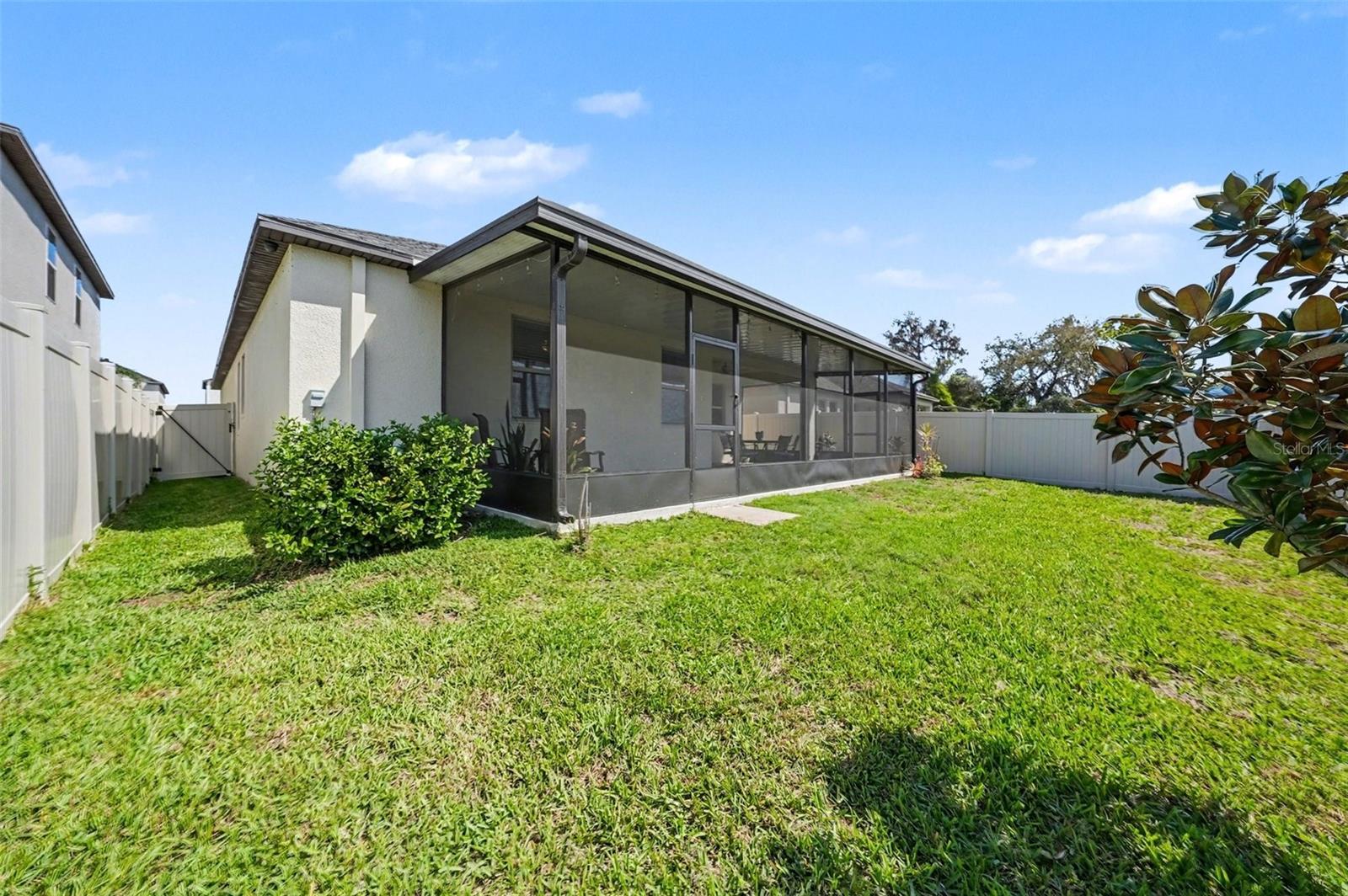 Image 11 of 43 For 10641 Bahama Woodstar Court