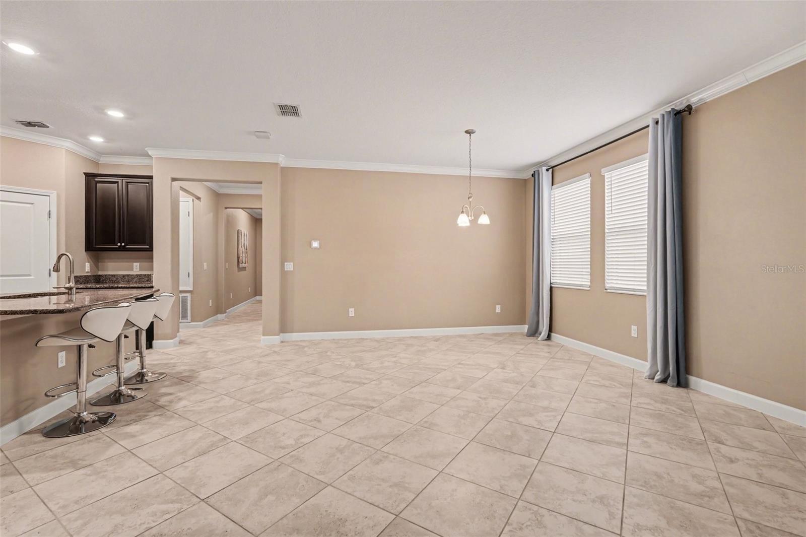 Image 17 of 43 For 10641 Bahama Woodstar Court