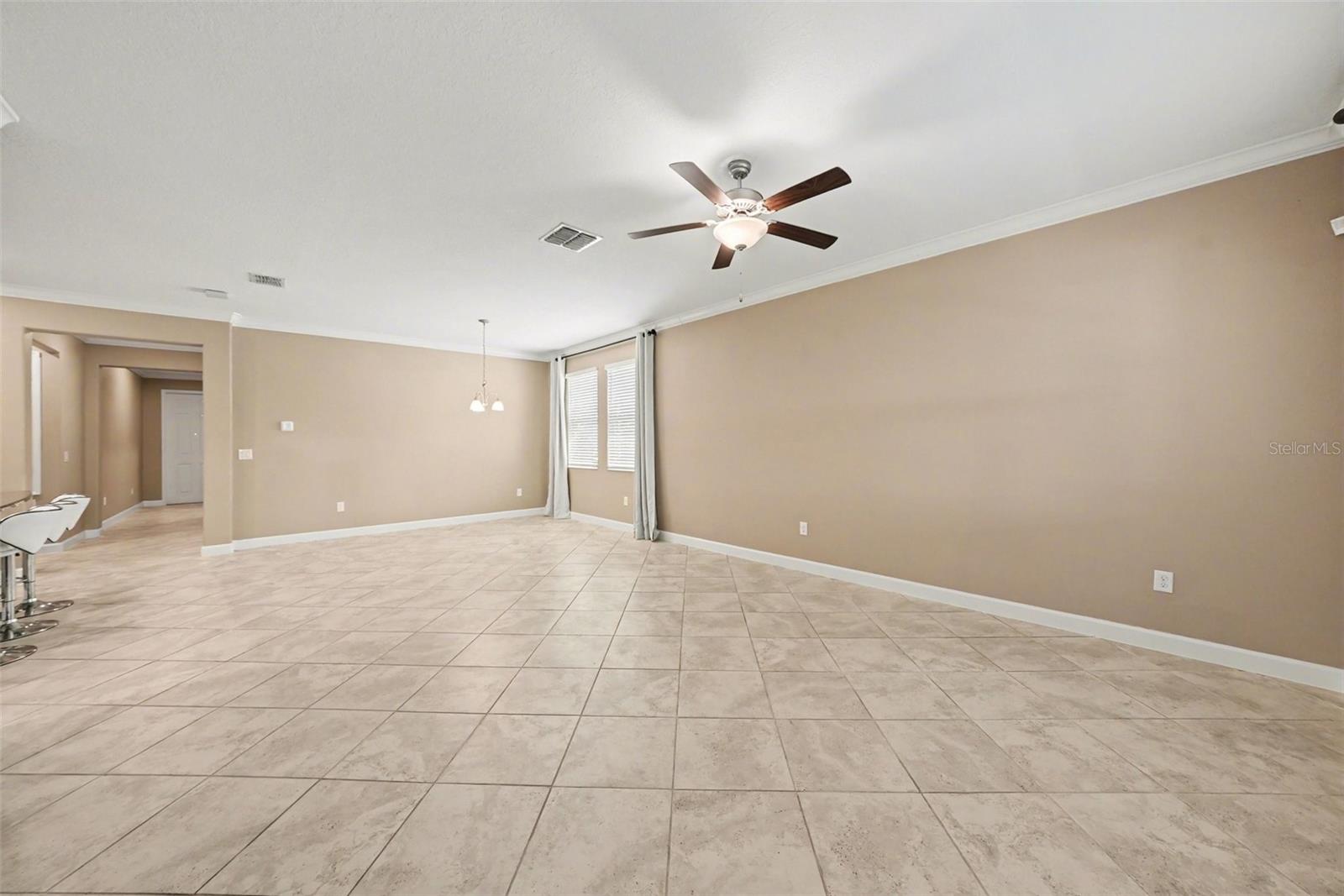 Image 18 of 43 For 10641 Bahama Woodstar Court