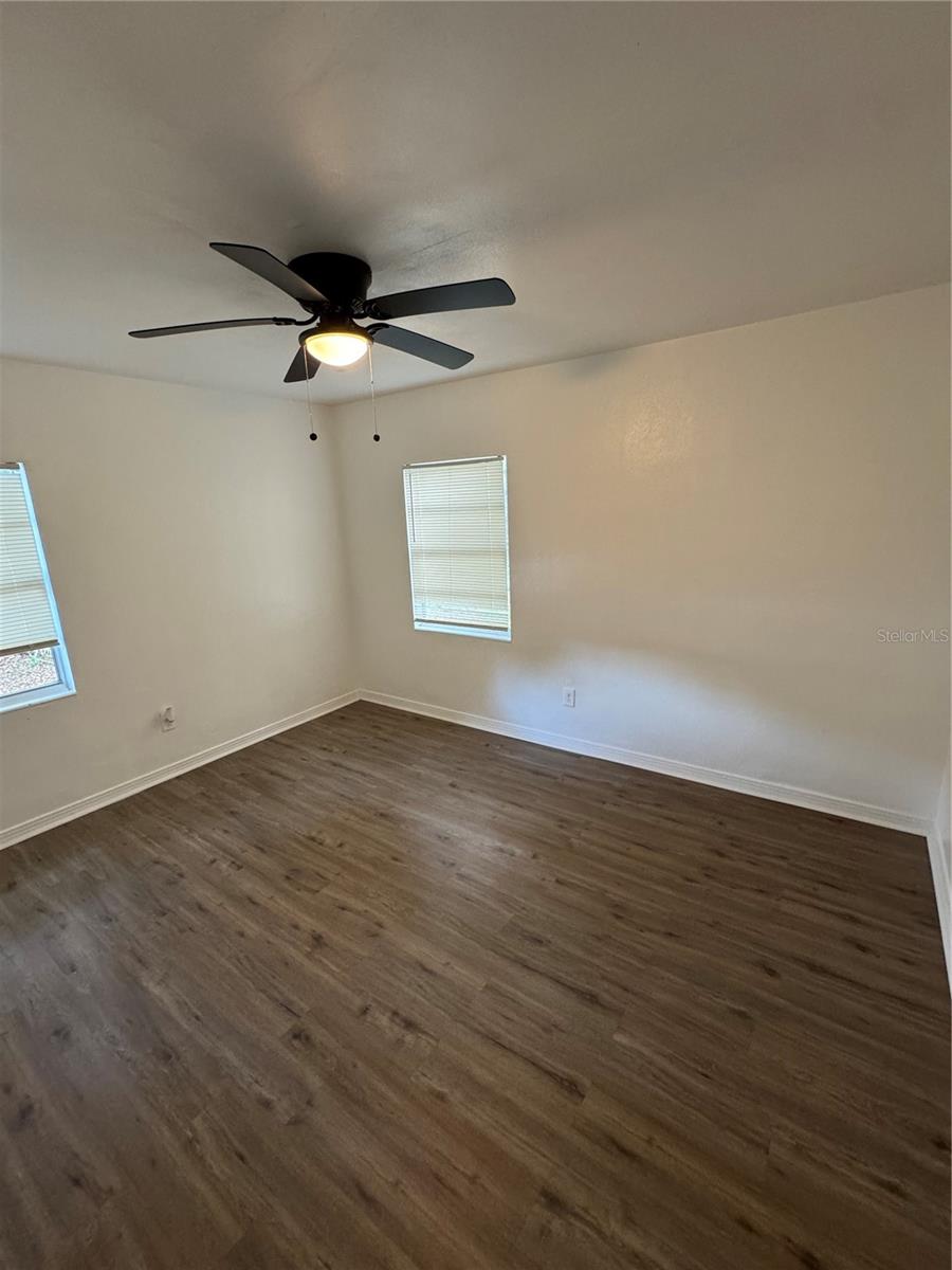 Image 22 of 37 For 2016 Clifton Street A