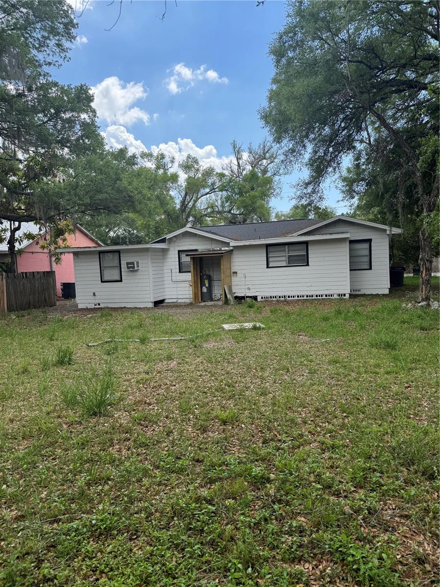 Image 30 of 37 For 2016 Clifton Street A