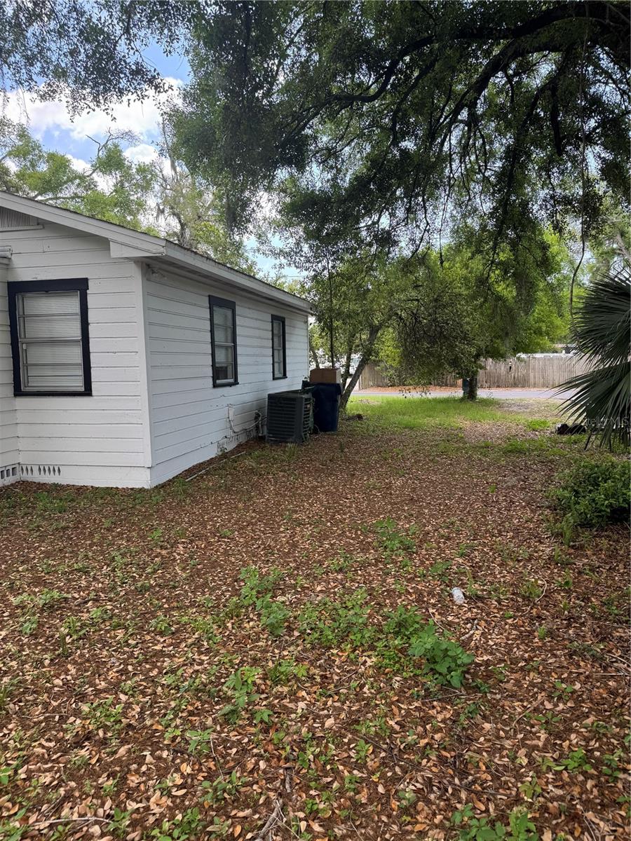 Image 37 of 37 For 2016 Clifton Street A