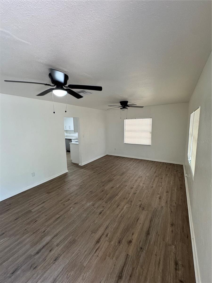 Image 4 of 37 For 2016 Clifton Street A