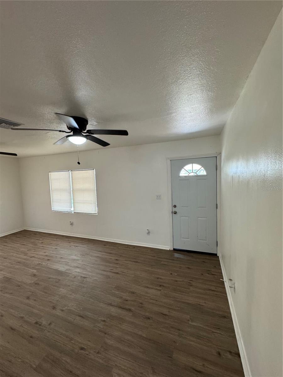 Image 6 of 37 For 2016 Clifton Street A