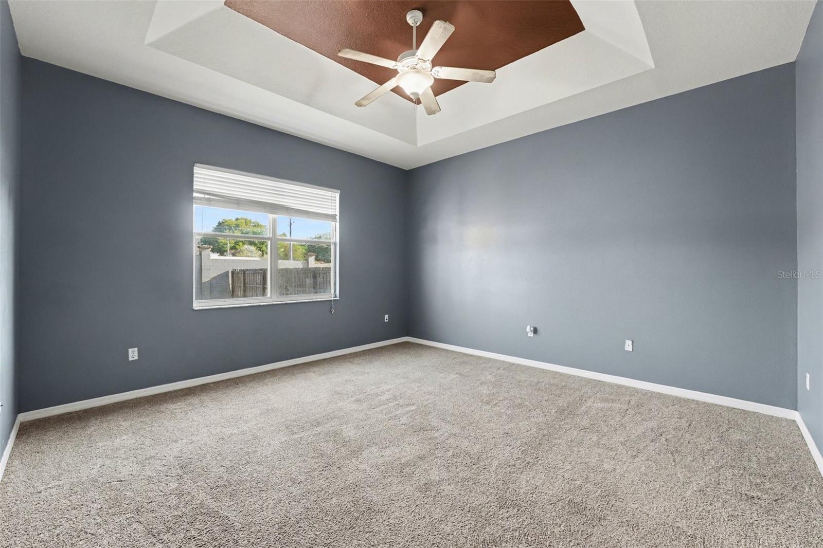 Image 12 of 25 For 6228 Alamanda Hills Boulevard