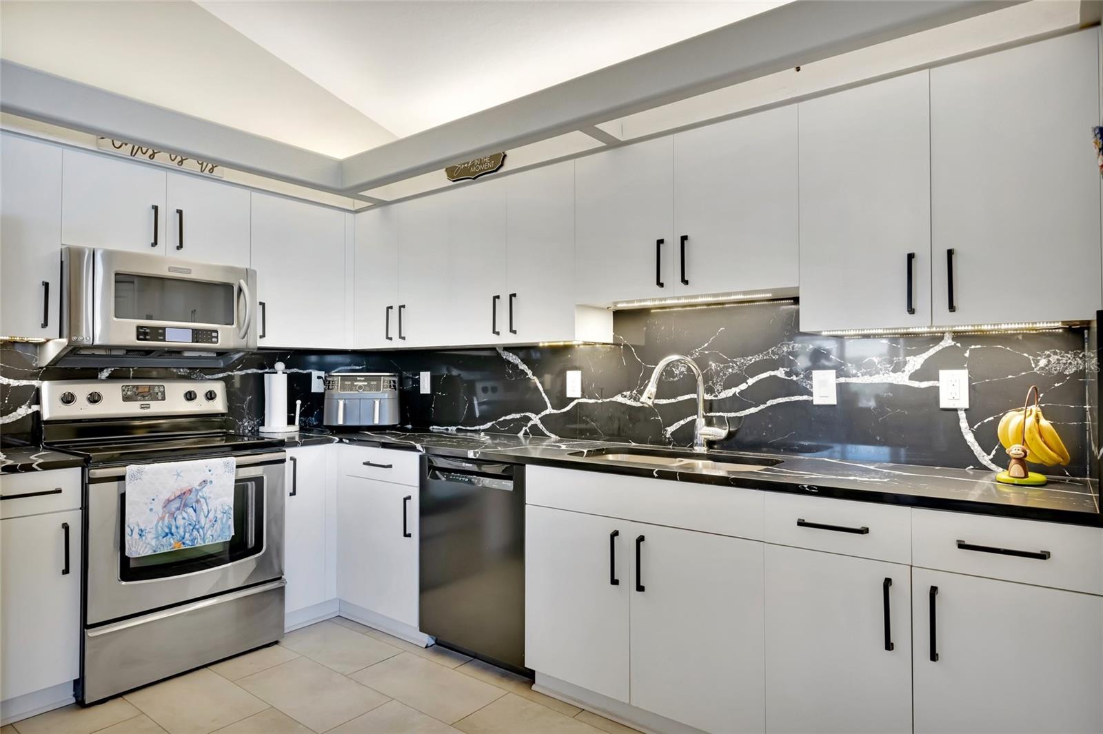 Image 12 of 34 For 4538 35th Avenue Circle E