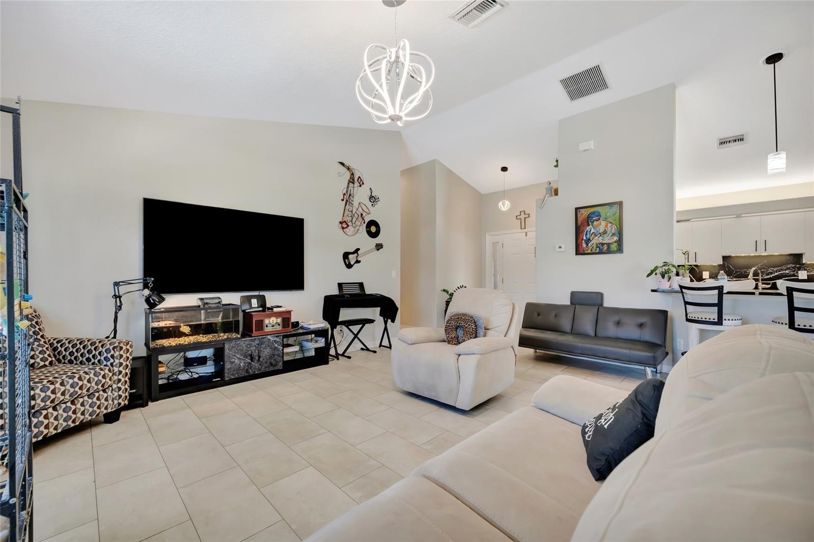 Image 9 of 34 For 4538 35th Avenue Circle E