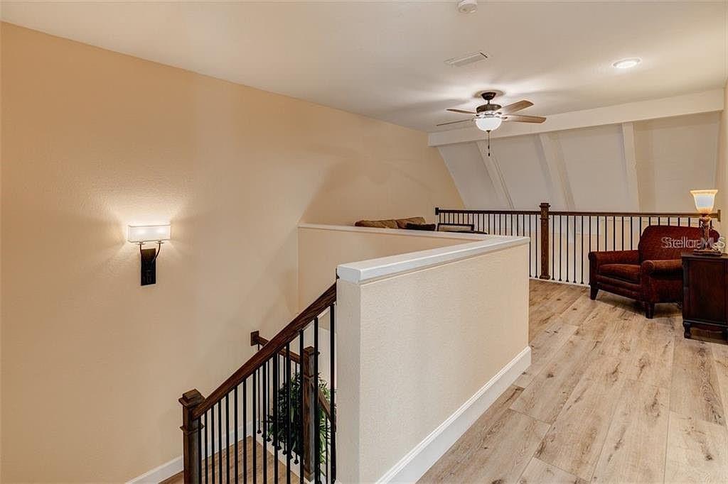 Image 18 of 53 For 4316 Sunray Court 34