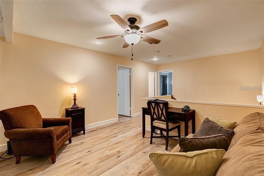 Image 20 of 53 For 4316 Sunray Court 34