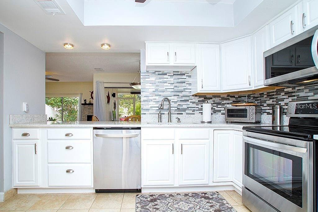 Image 44 of 53 For 4316 Sunray Court 34