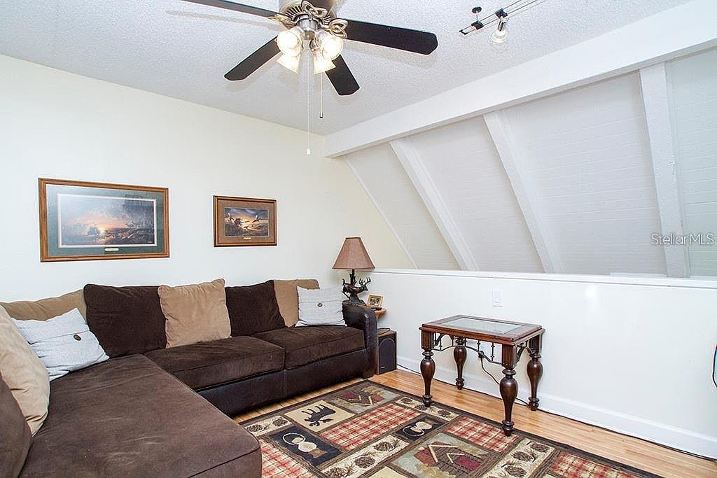 Image 46 of 53 For 4316 Sunray Court 34