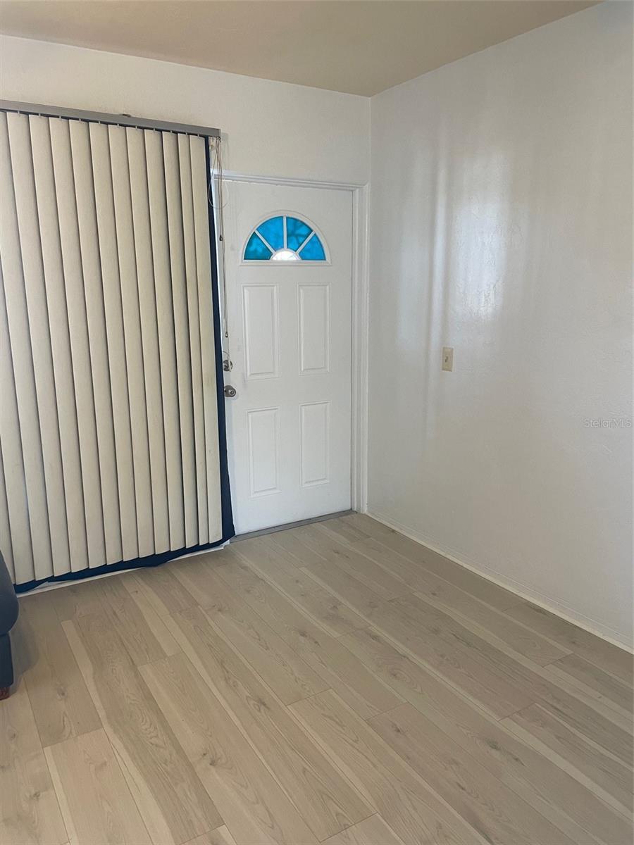 Image 10 of 39 For 4051 58th Street N 243