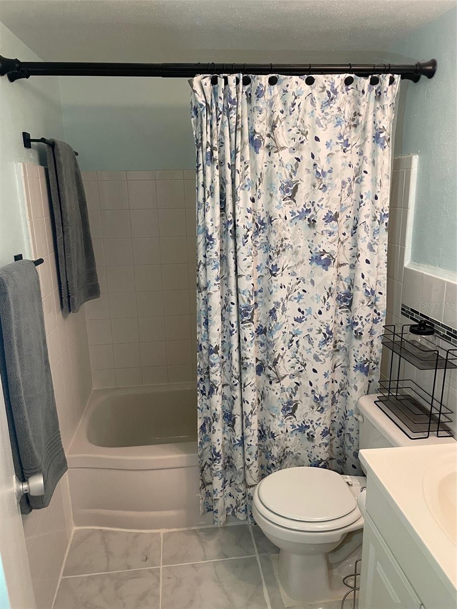 Image 16 of 39 For 4051 58th Street N 243