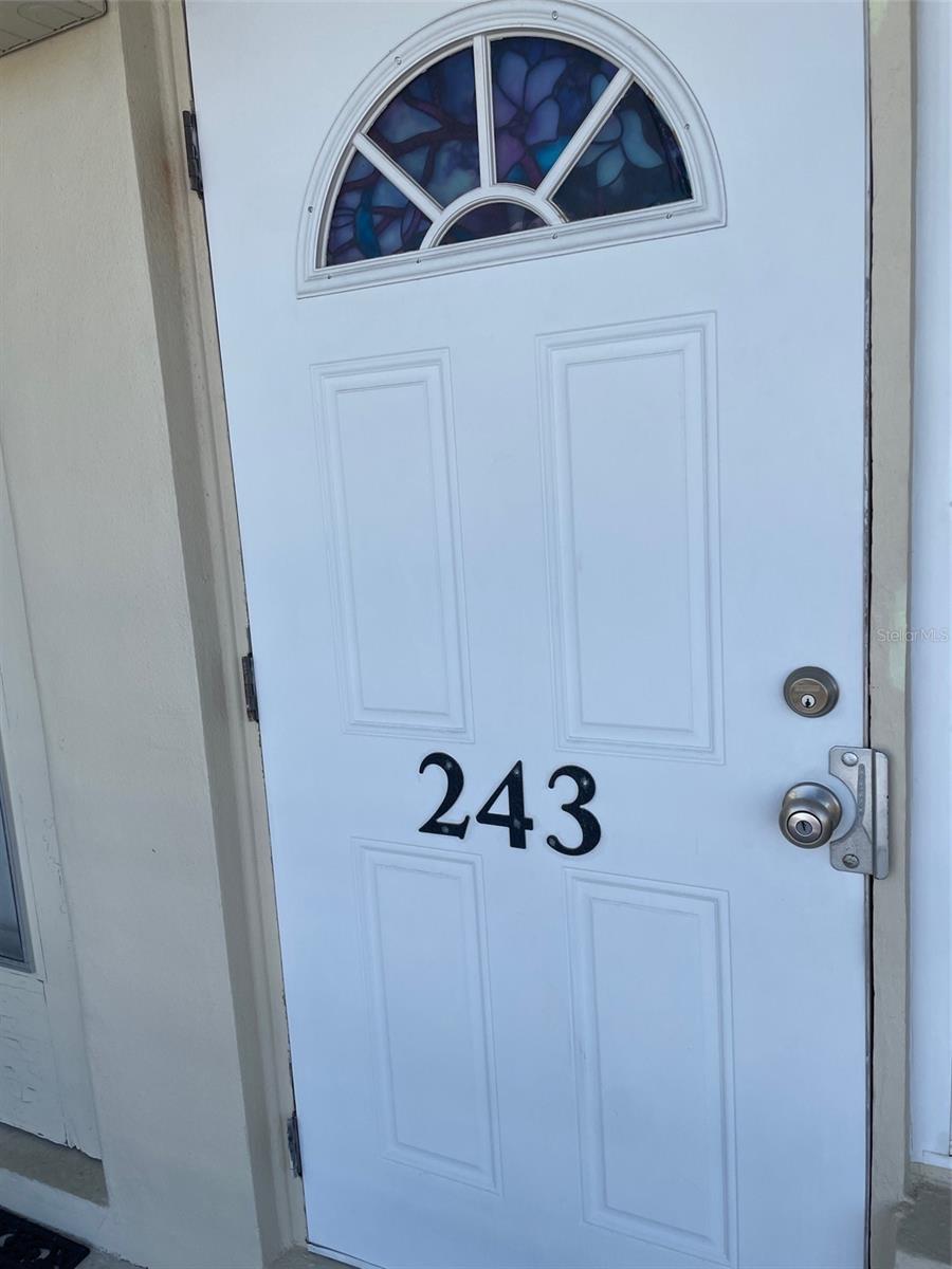 Image 5 of 39 For 4051 58th Street N 243