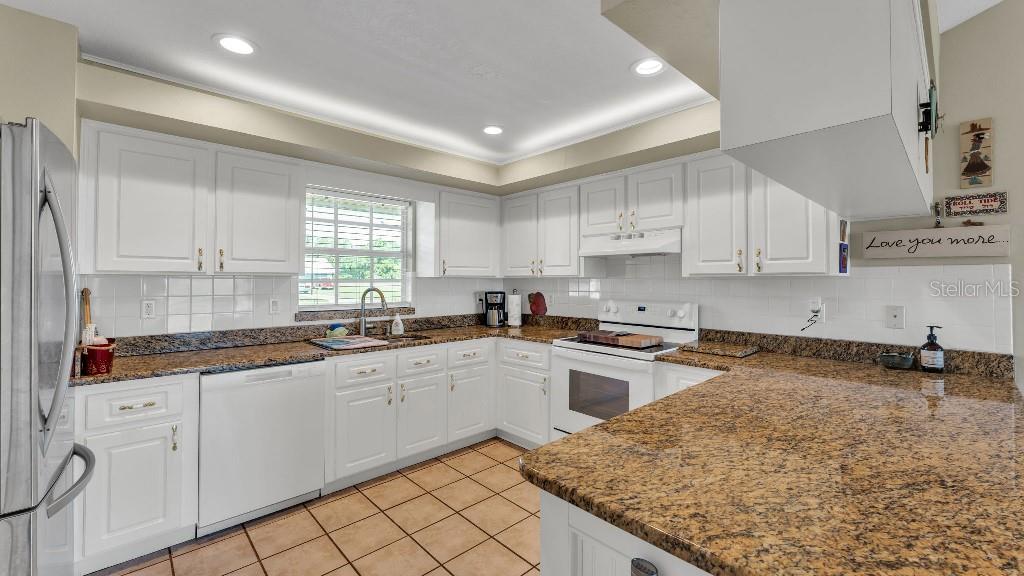 Image 23 of 50 For 2910 Appling Woods Place