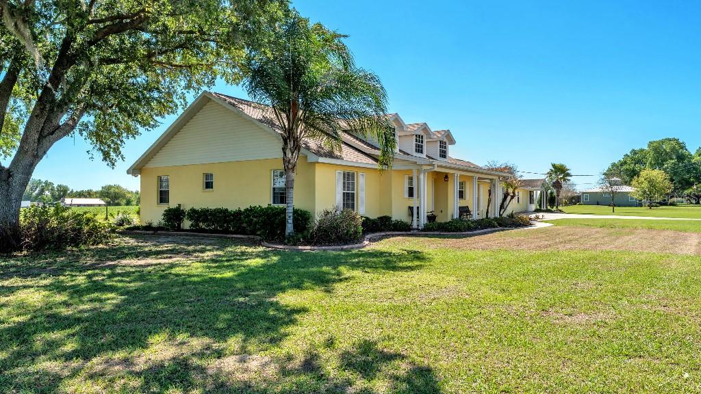 Image 3 of 50 For 2910 Appling Woods Place