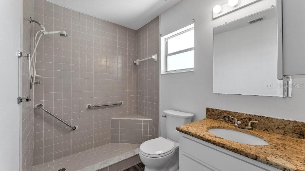 Image 43 of 50 For 2910 Appling Woods Place