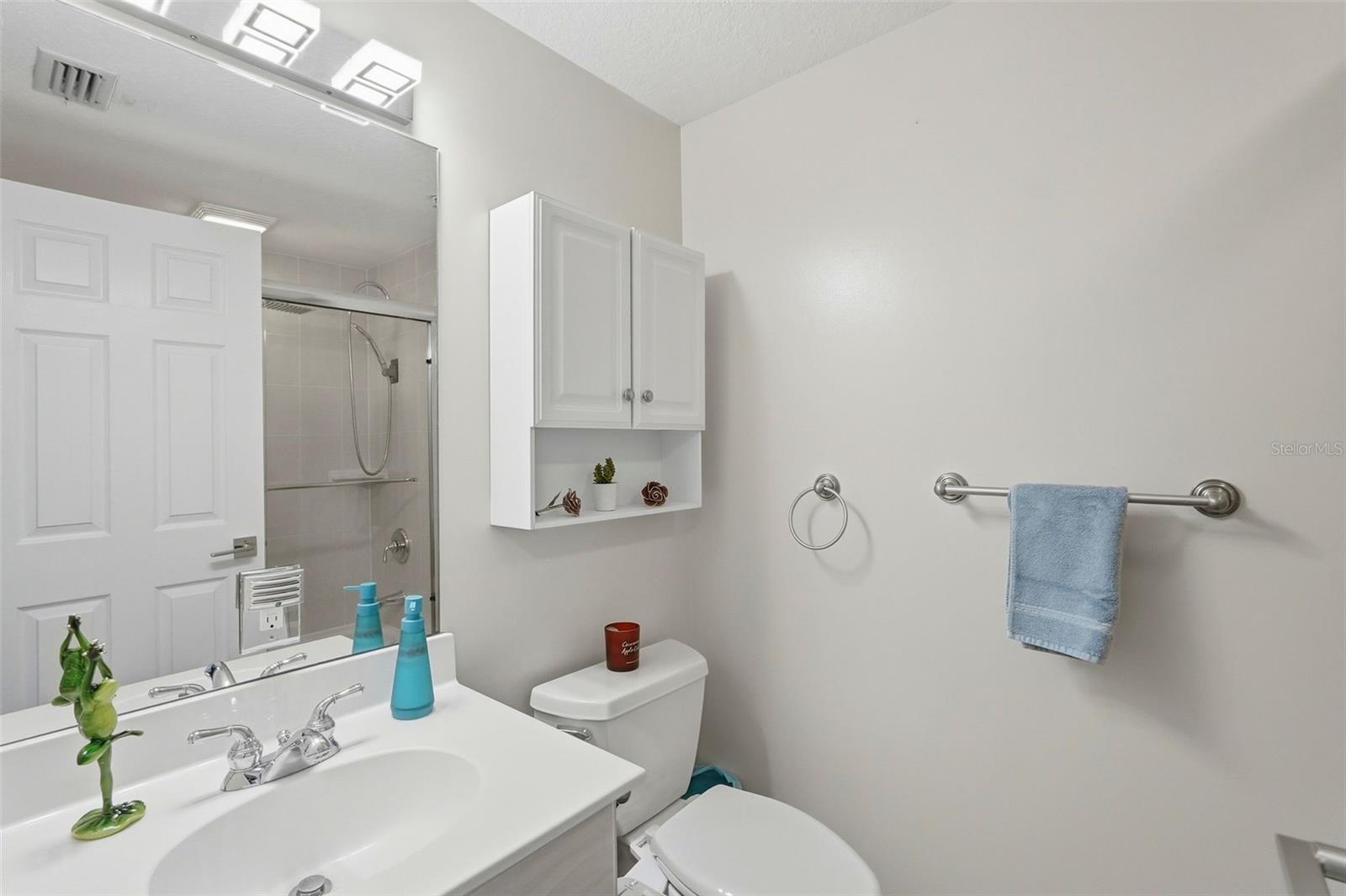 Image 21 of 43 For 1695 Pinellas Bayway S E4