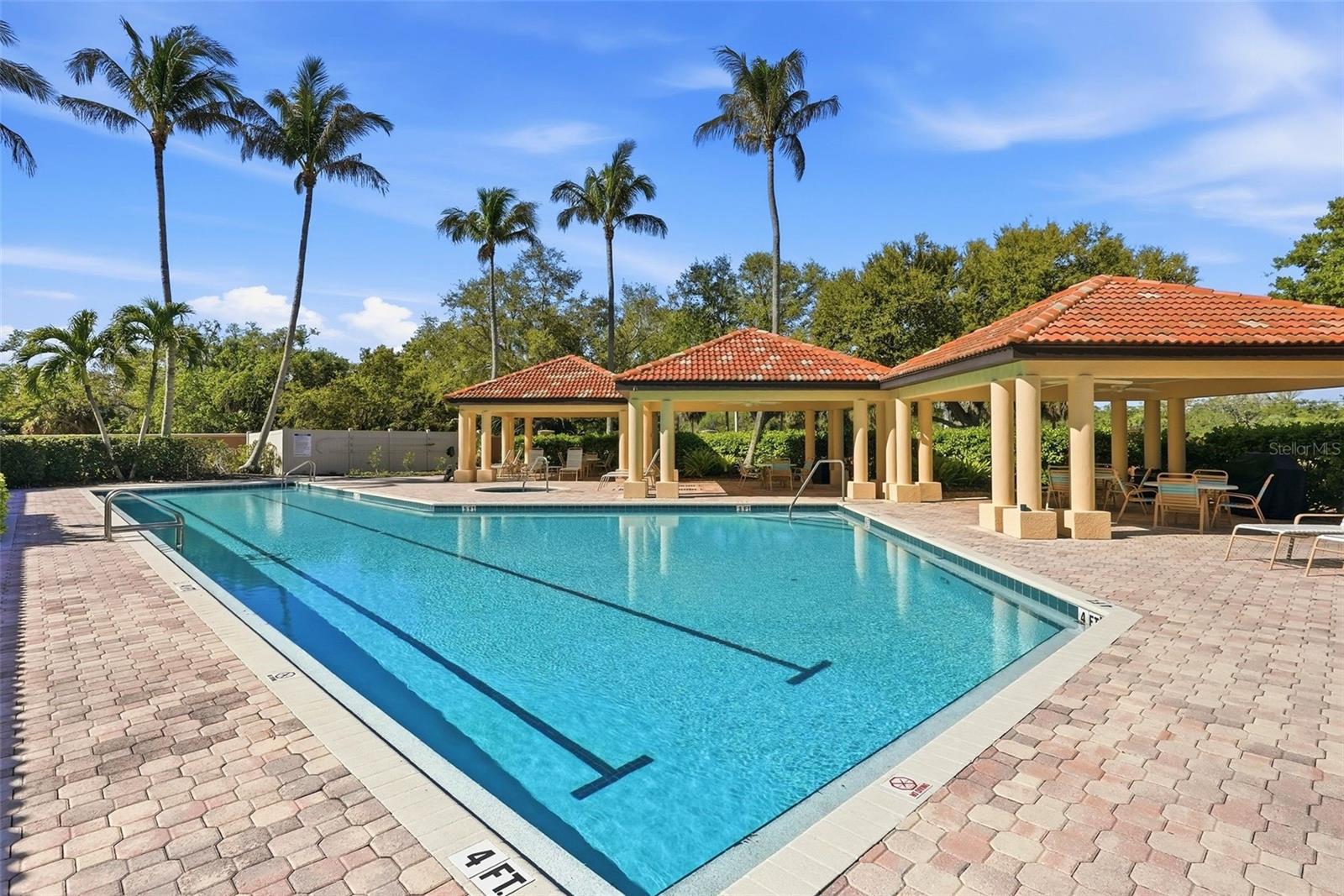 Image 32 of 43 For 1695 Pinellas Bayway S E4