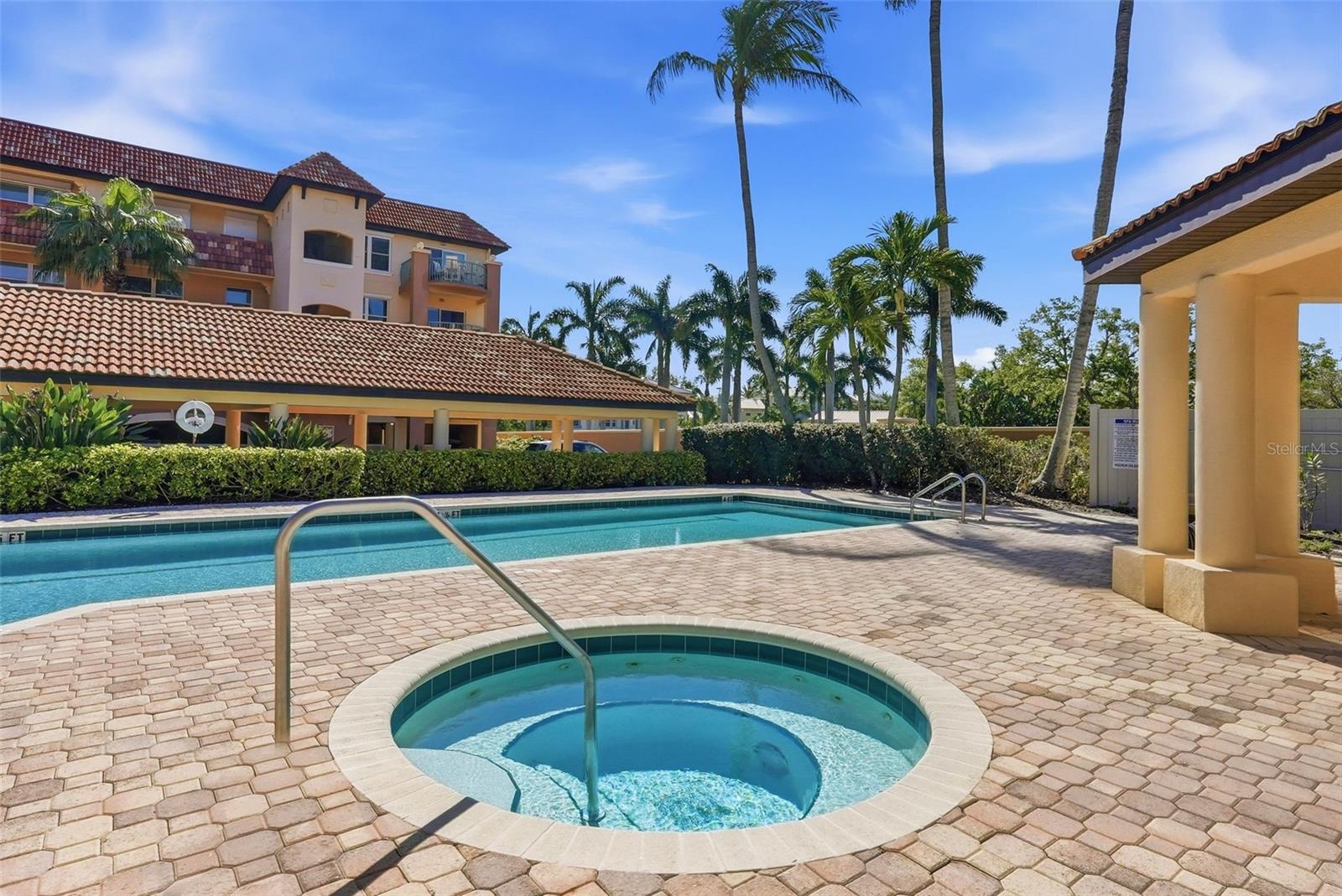 Image 33 of 43 For 1695 Pinellas Bayway S E4