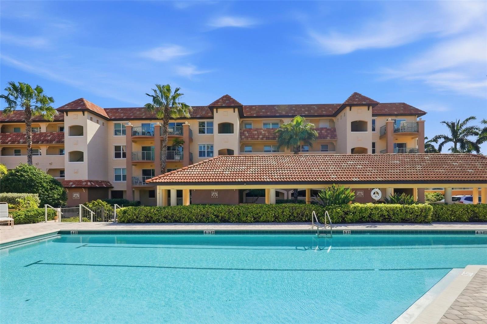 Image 34 of 43 For 1695 Pinellas Bayway S E4