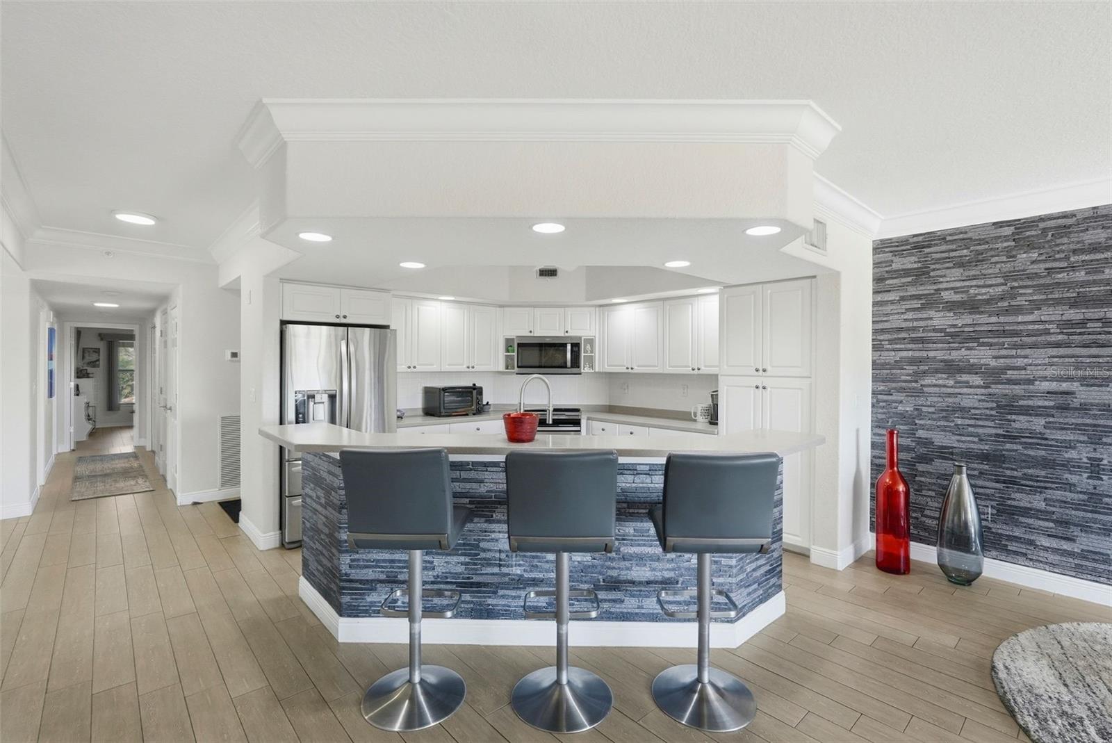 Image 9 of 43 For 1695 Pinellas Bayway S E4