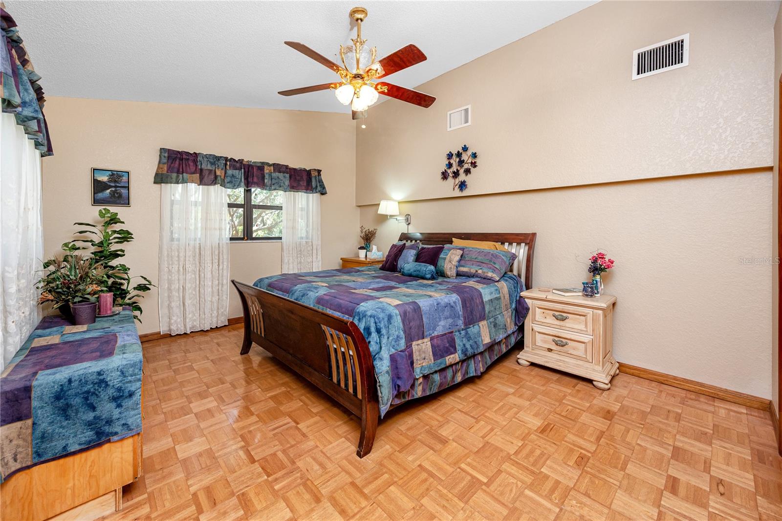 Image 23 of 75 For 9775 78th Avenue