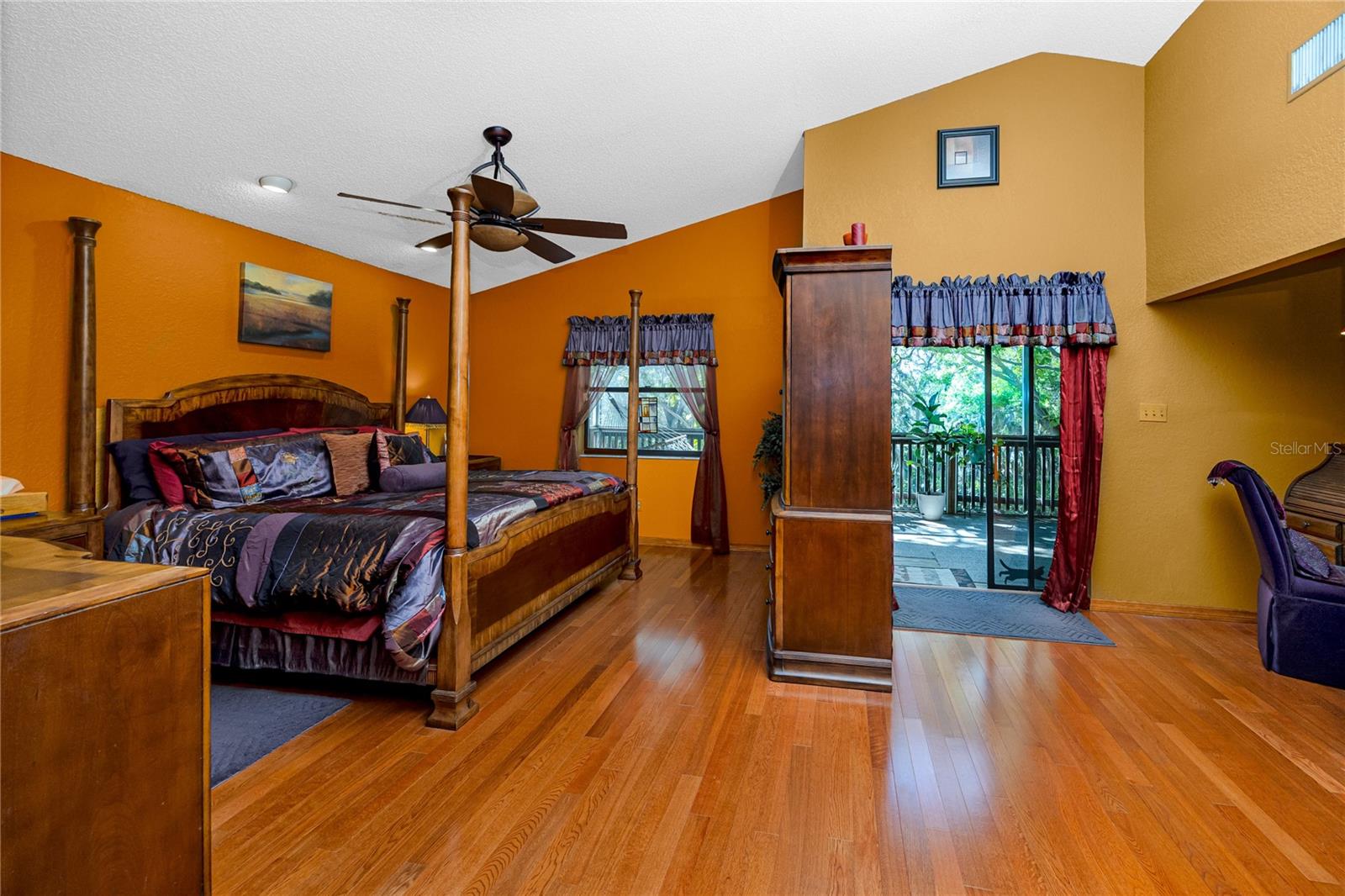 Image 28 of 75 For 9775 78th Avenue